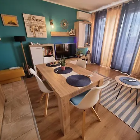 Apartament 公寓 布尔加斯