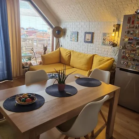 Apartament 公寓 *